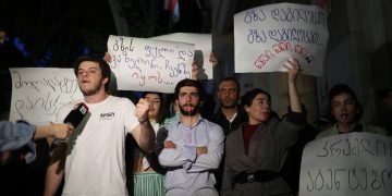 Սադրա՞նք, թե՞…